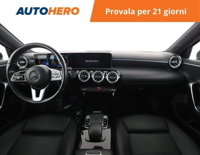 MERCEDES-BENZ A 180 d Automatic Premium