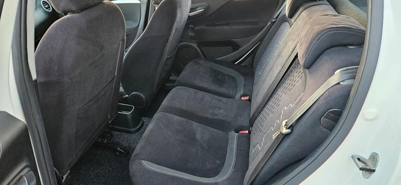 Fiat Punto 1.3 MJT 75CV 5 porte Street