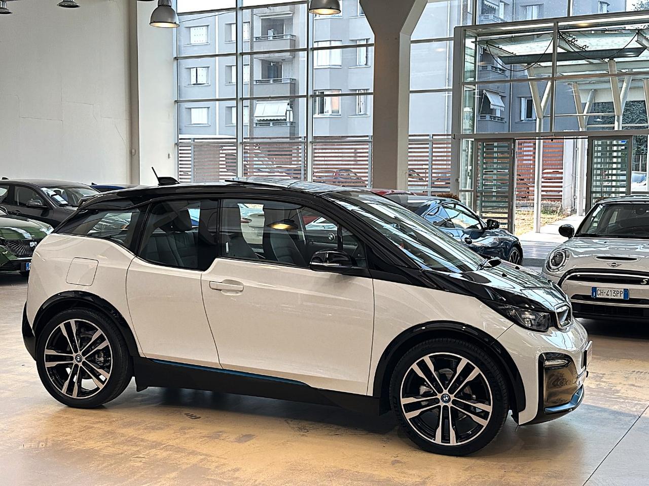 BMW i3 s 120Ah Advantage - 20" - Tetto - Camera - IVA