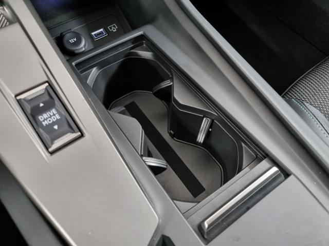 PEUGEOT 308 Plug-in Hybrid 180 e-EAT8 Allure
