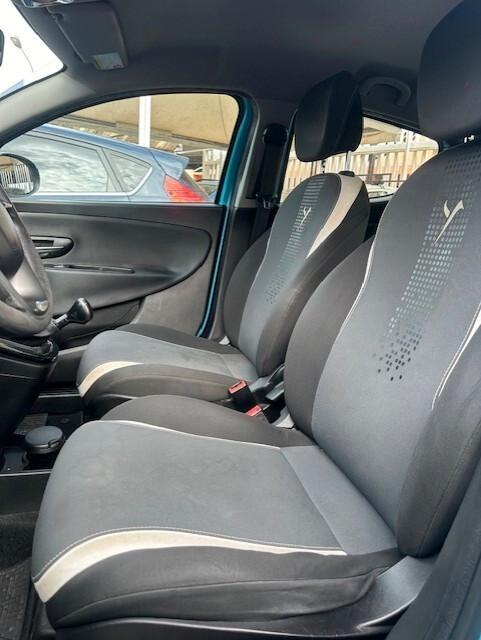 LANCIA YPSILON 1,3 MJ 95CV