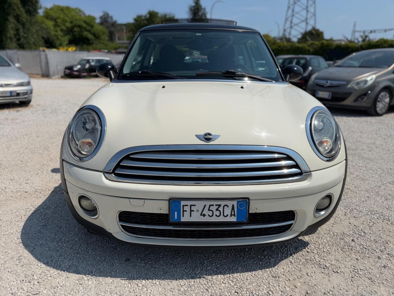 Mini 1.6 16V Cooper D Chili Automatica