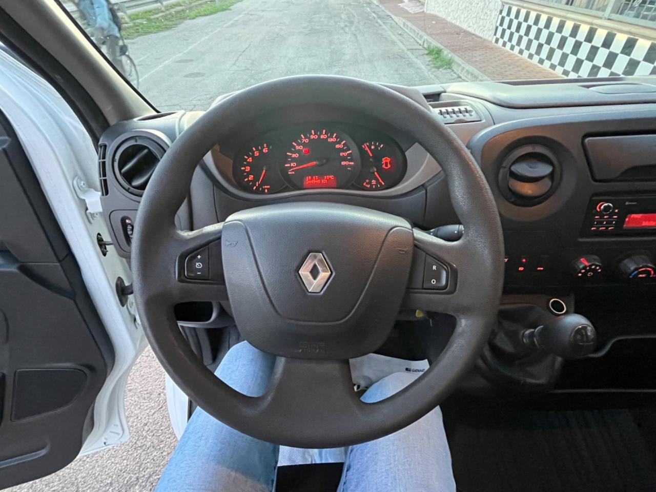 Renault Master Dci 145 cv L4 H3 Unipro 2017