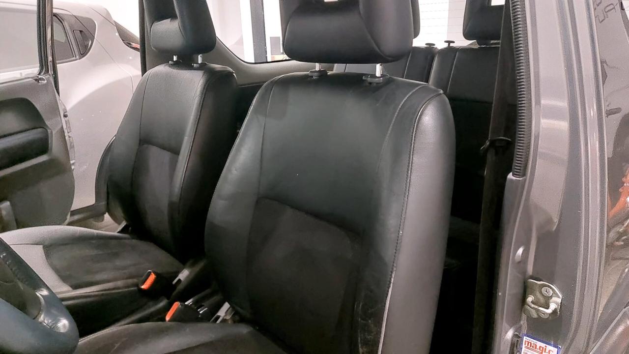 Suzuki Jimny 1.3i 16V cat 4WD JLX Più