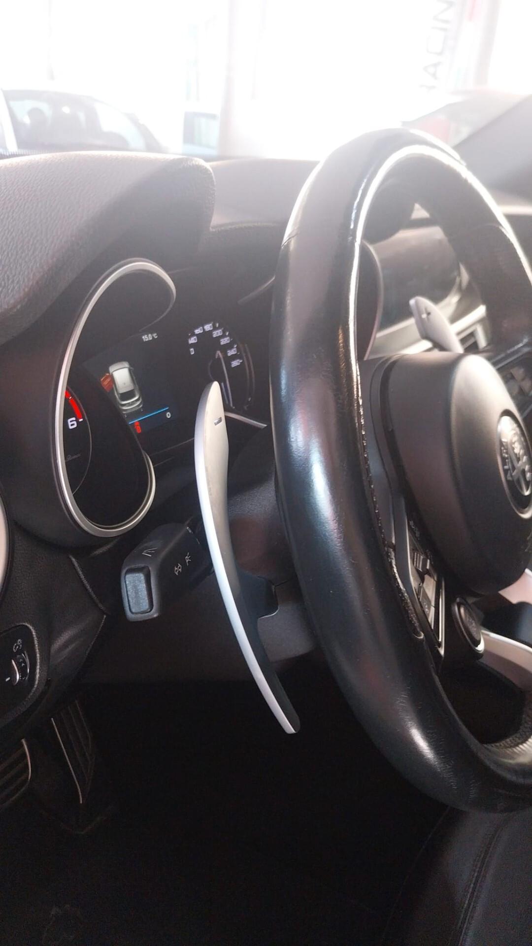 Alfa Romeo Stelvio 2.2 cc 210 CV AT8 Q4 Veloce