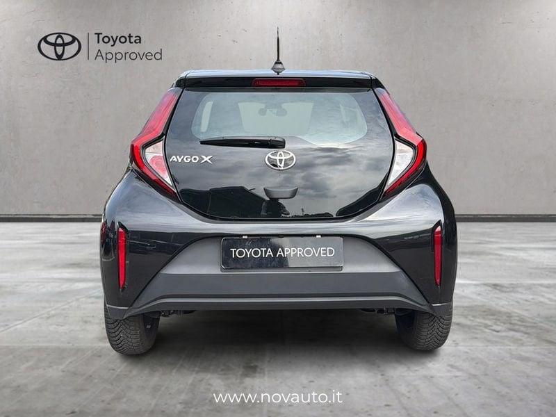 Toyota Aygo X 1.0B (72 CV) Active