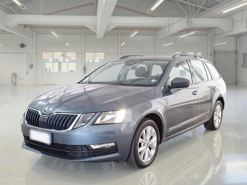 SKODA OCTAVIA WAGON 2.0 TDI EXECUTIVE DSG