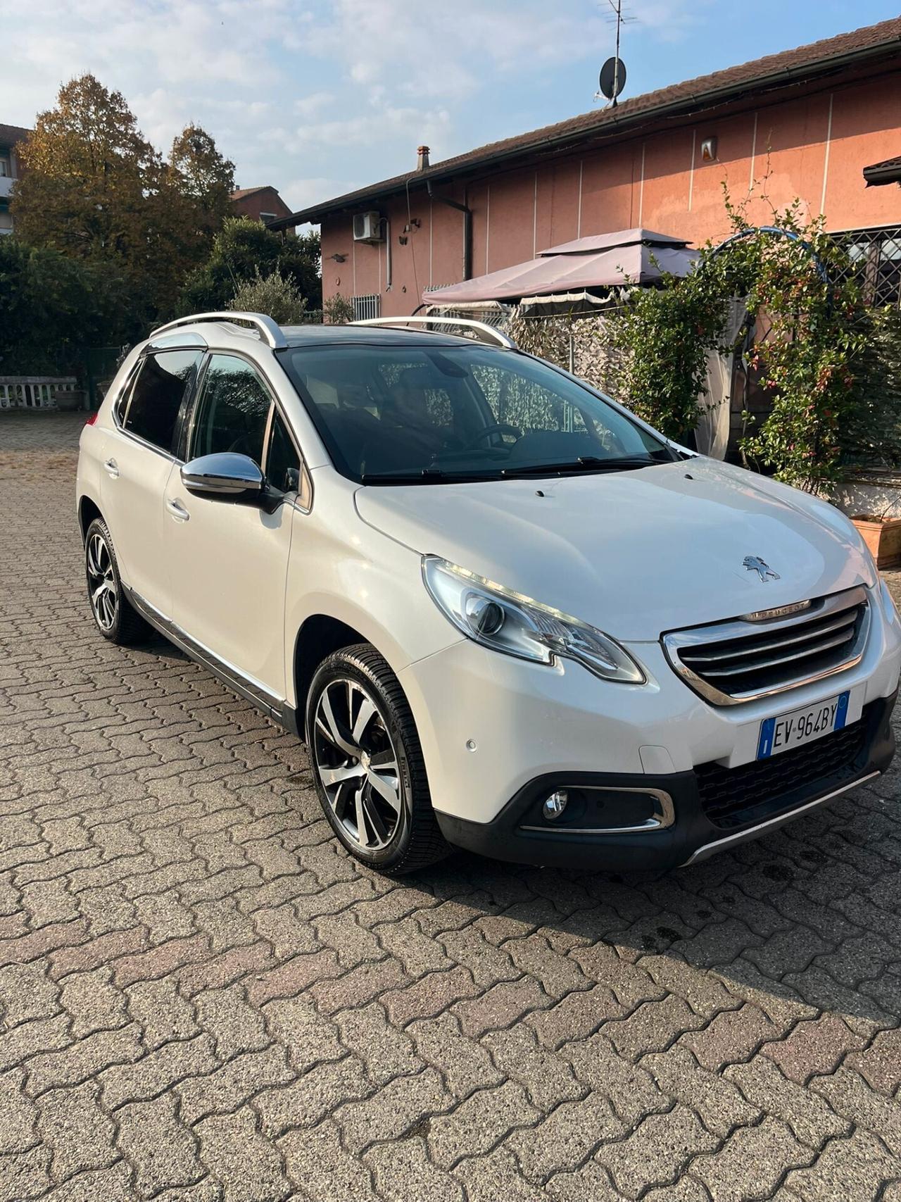 Peugeot 2008 1.6 e-HDi 115 CV Stop&Start Allure