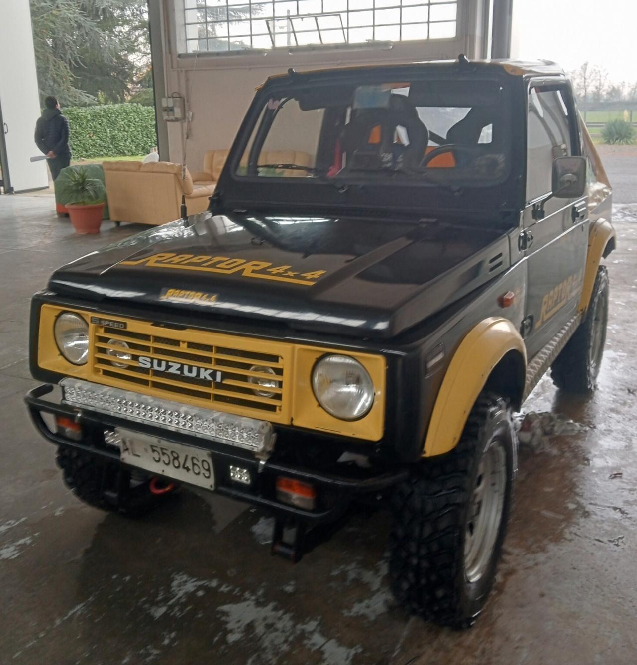 Suzuki SJ 413 Cabriolet Autocarro Preparata
