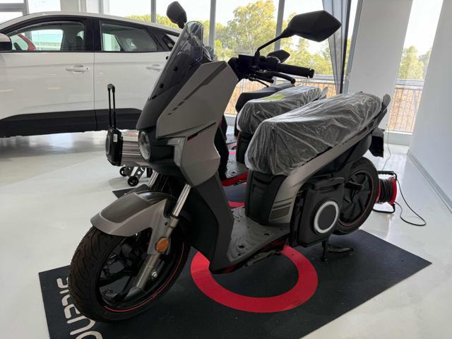SILENCE S01 +PLUS e-scooter 125