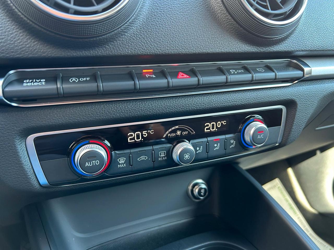 Audi A3 SPB 30 TDI S-LINE COCKPIT/MATRIX-11/2019