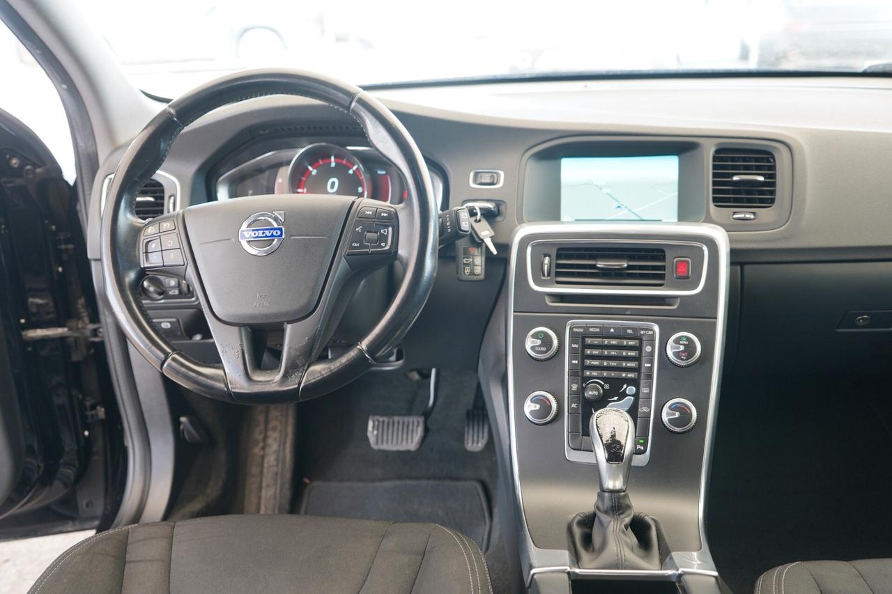 Volvo V60 D2 1.6 Powershift Kinetic