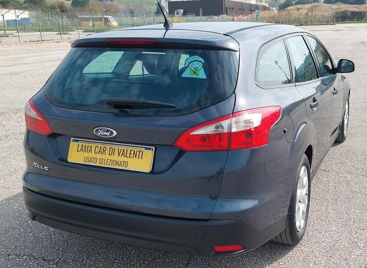 FORD FOCUS SW - SPAZIOSA PER LAVORO E FAMIGLIA