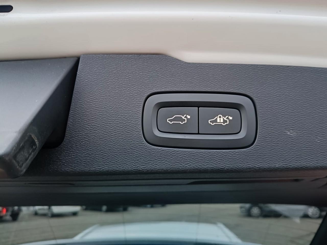 Volvo V60 Cross Country D4 AWD Geartronic Business Plus
