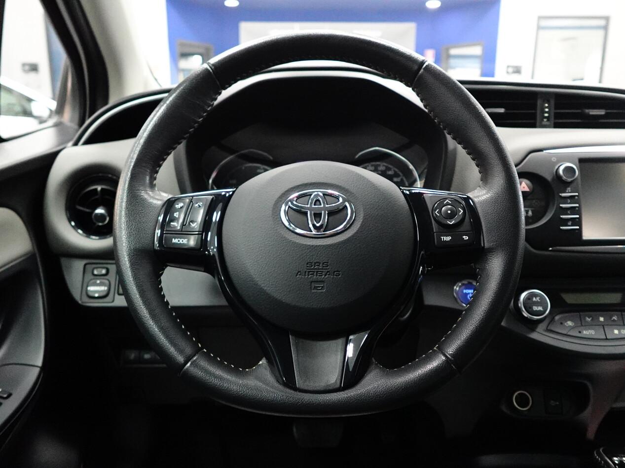 Toyota Yaris 1.5 E-CVT HYBRID 73 CV ACTIVE