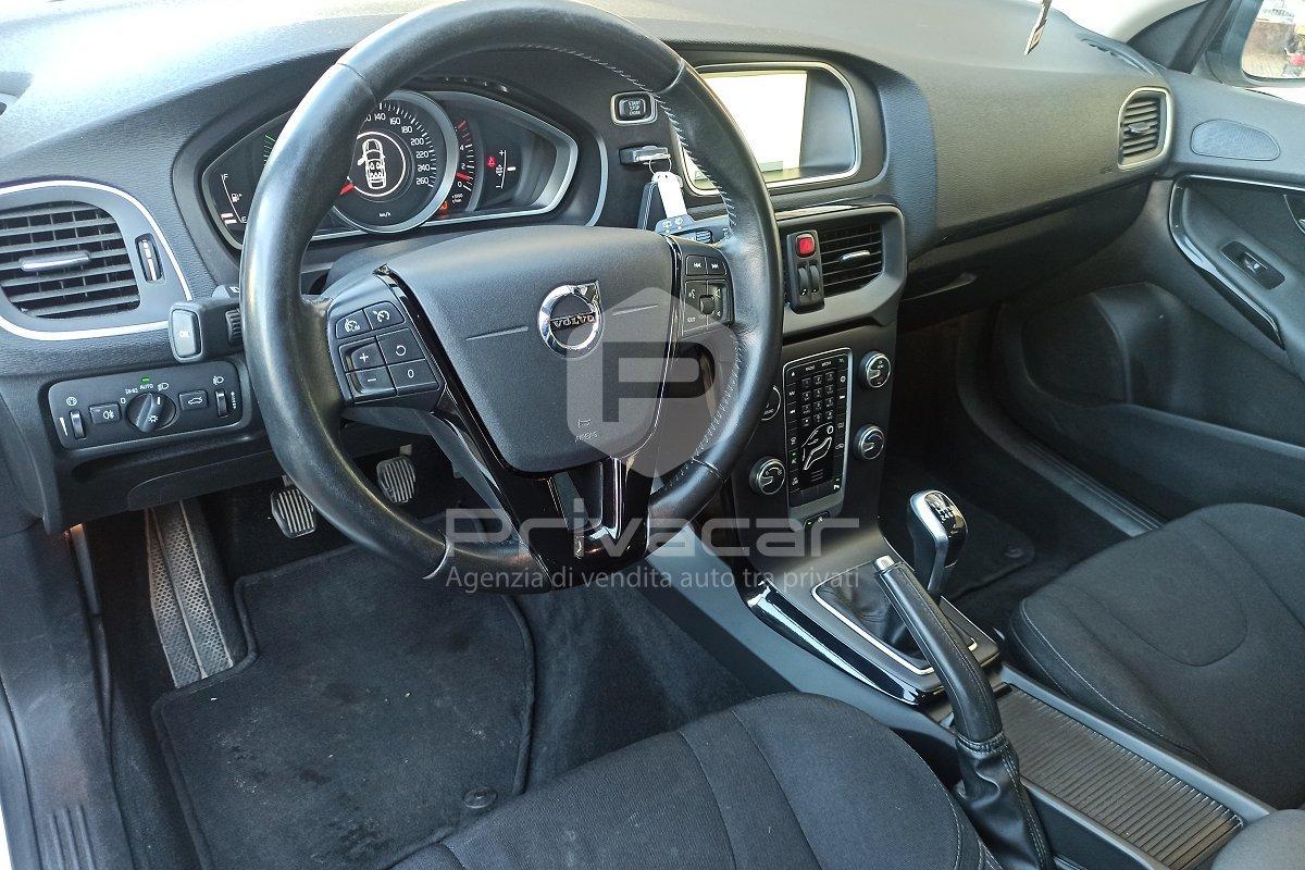 VOLVO V40 D2 Kinetic