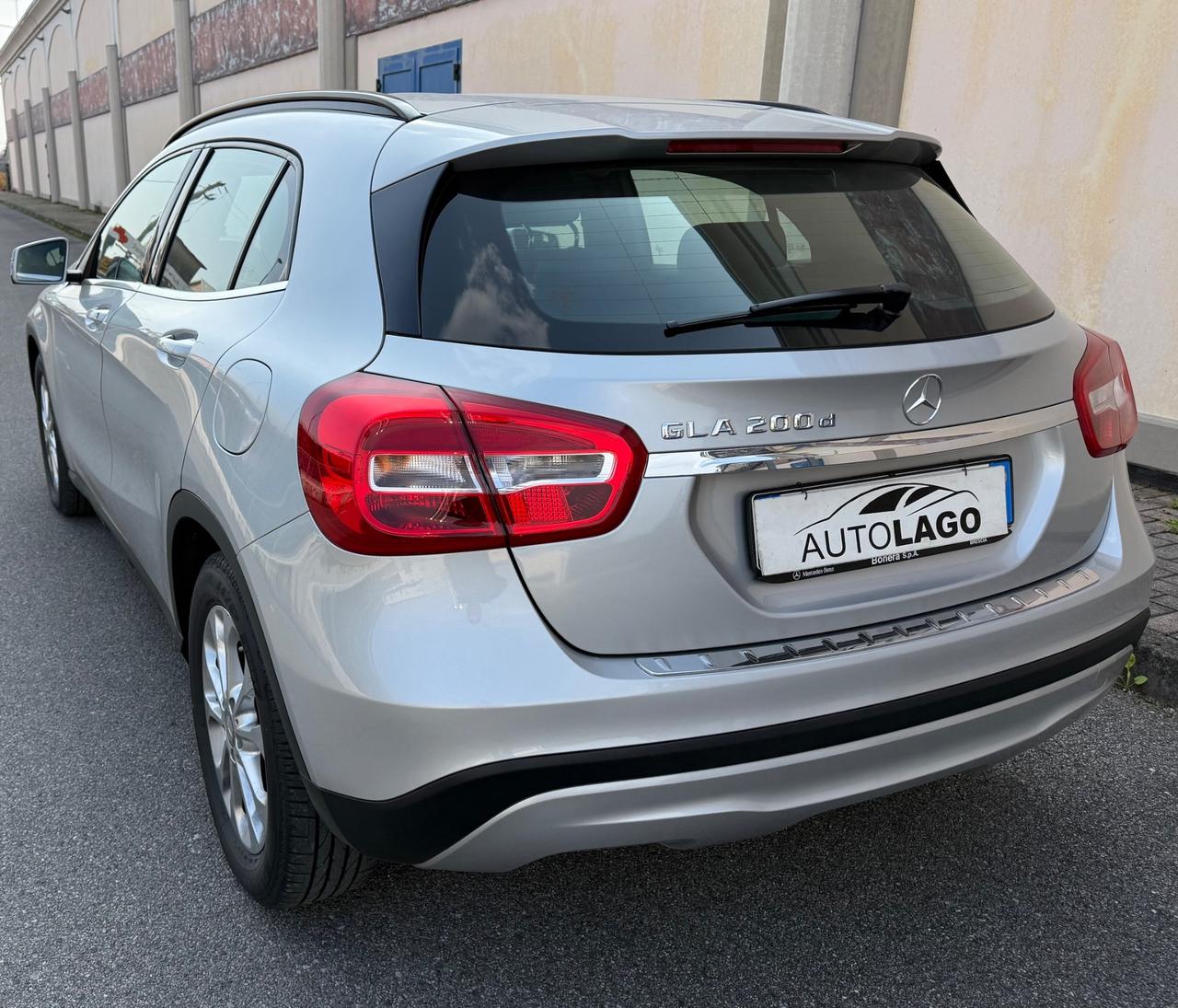 Mercedes-benz GLA 200 d Business