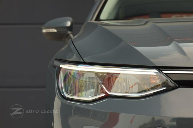 VOLKSWAGEN Golf 1.0 eTSI EVO DSG Life