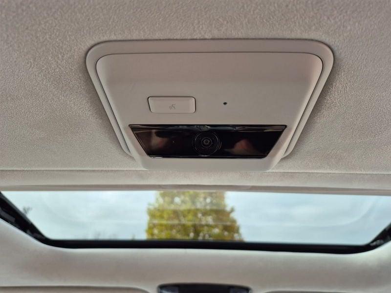 Hyundai Staria Staria 1.6 hev Luxury 2wd auto