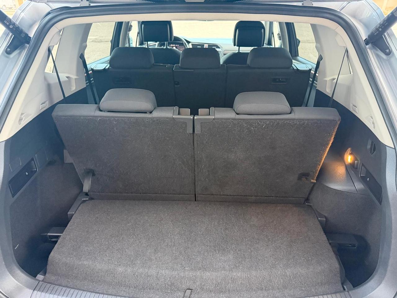 Volkswagen Tiguan Allspace 2.0 TDI SCR DSG 4MOTION Life 7 posti