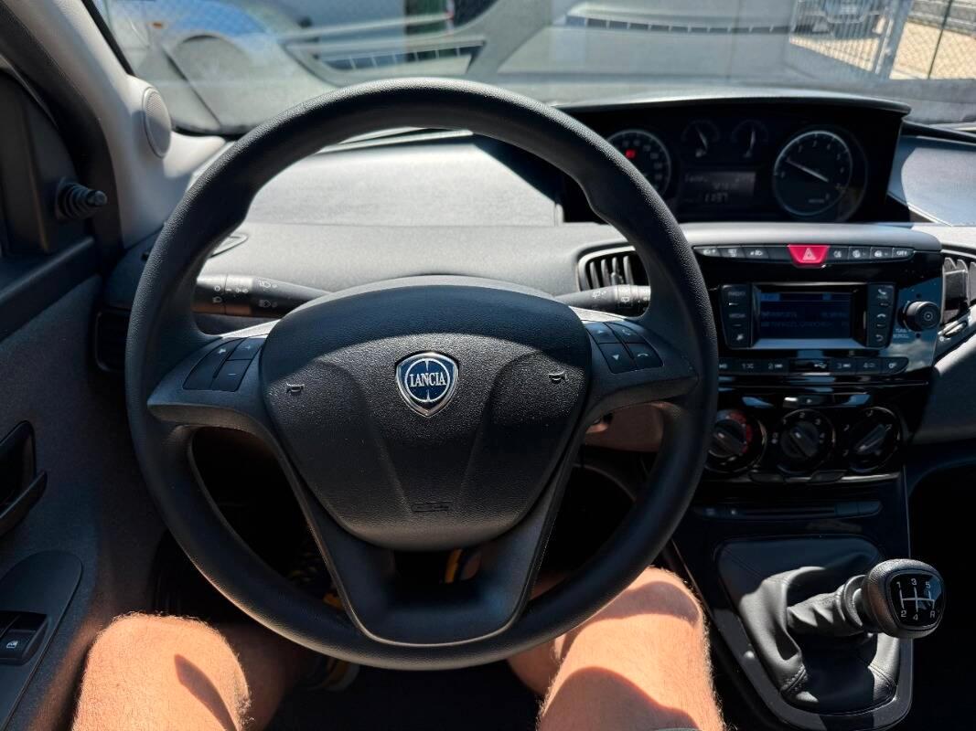 Lancia Ypsilon III 1.2 Silver Gpl 69cv