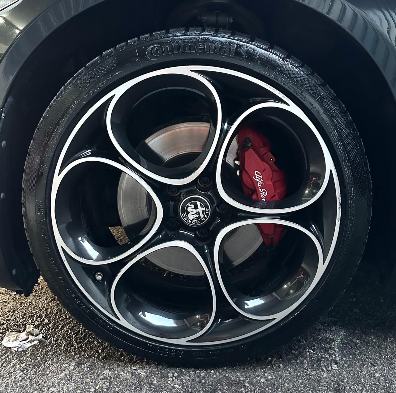 Alfa Romeo Giulia 2.2 TD 210cv AT8 Q4 Veloce