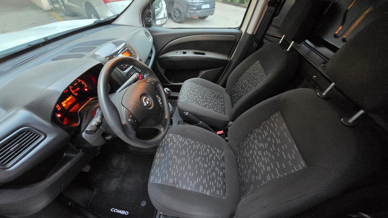 Opel Combo 1.6 CDTI 105CV Van (1000kg)Diesel E6