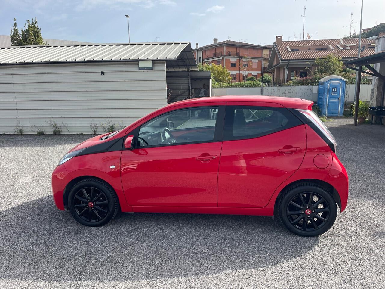 Toyota Aygo 1.0 69 CV x-play SOLO 58 MILA KM