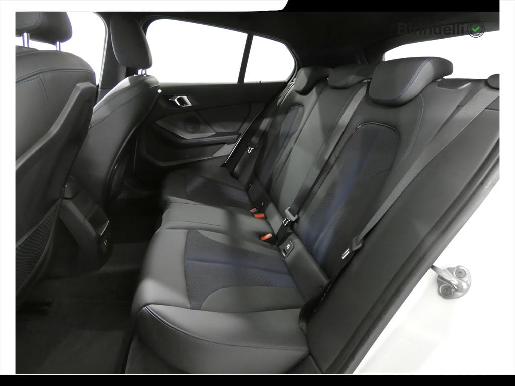 BMW Serie 1 (F40) - 116d 5p. Msport