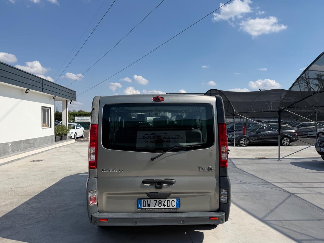 Renault Trafic T29 2.0 dCi/115 PC-TN Passenger Confort 9Posti