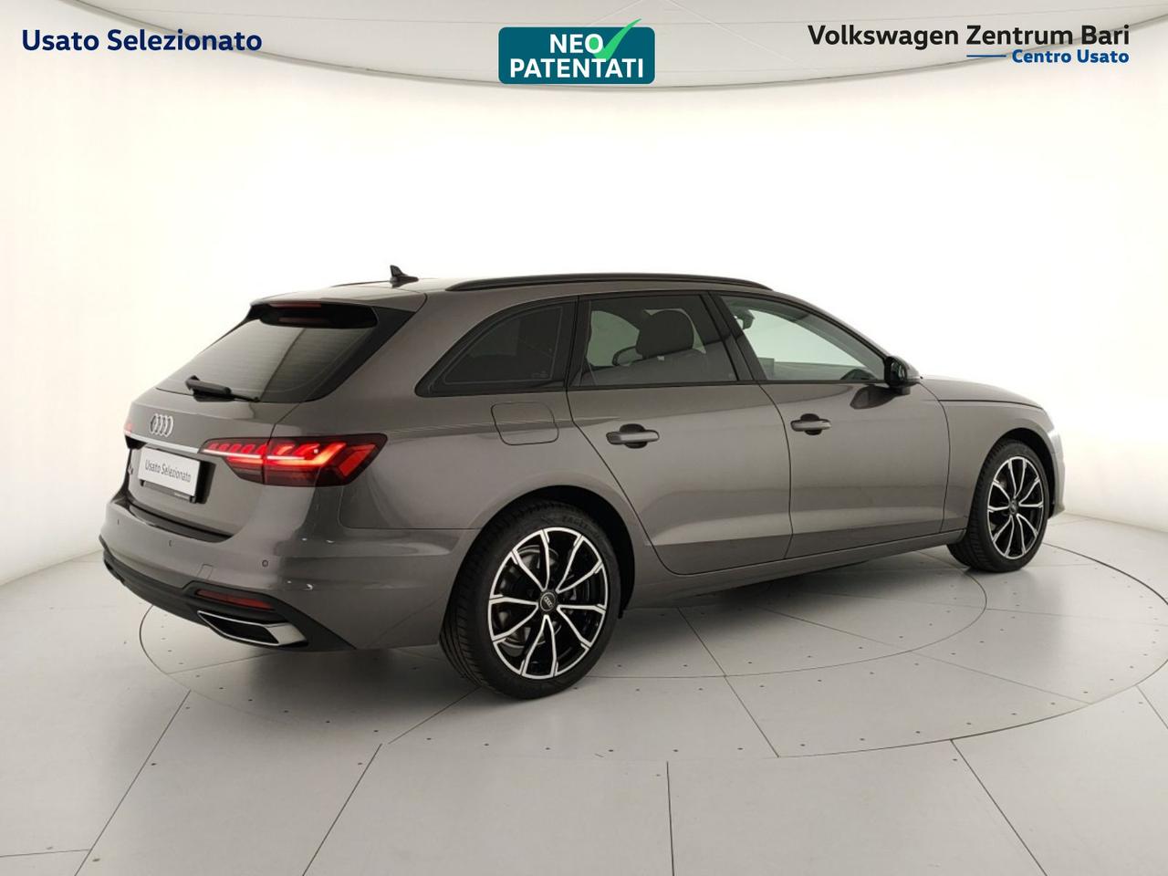 Audi A4 avant 30 2.0 tdi mhev business 136cv s-tronic