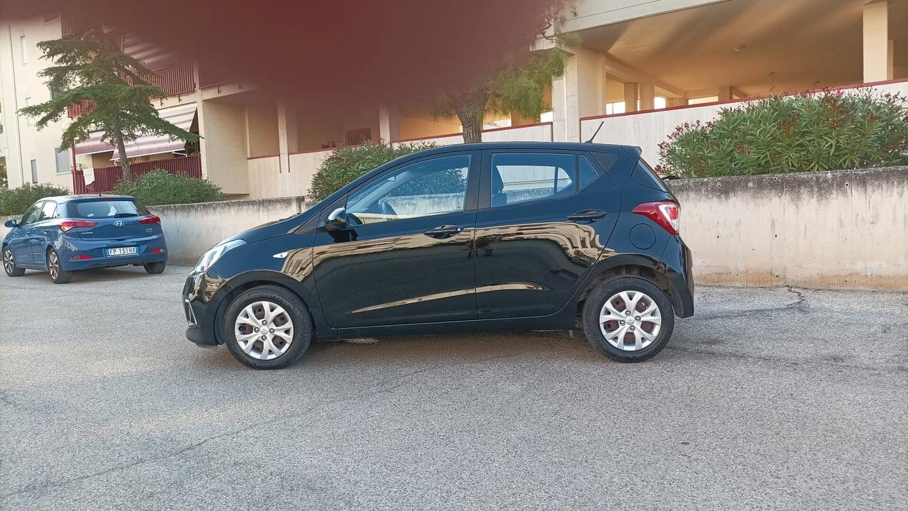Hyundai i10 1.0 LPGI Econext Sound Edition