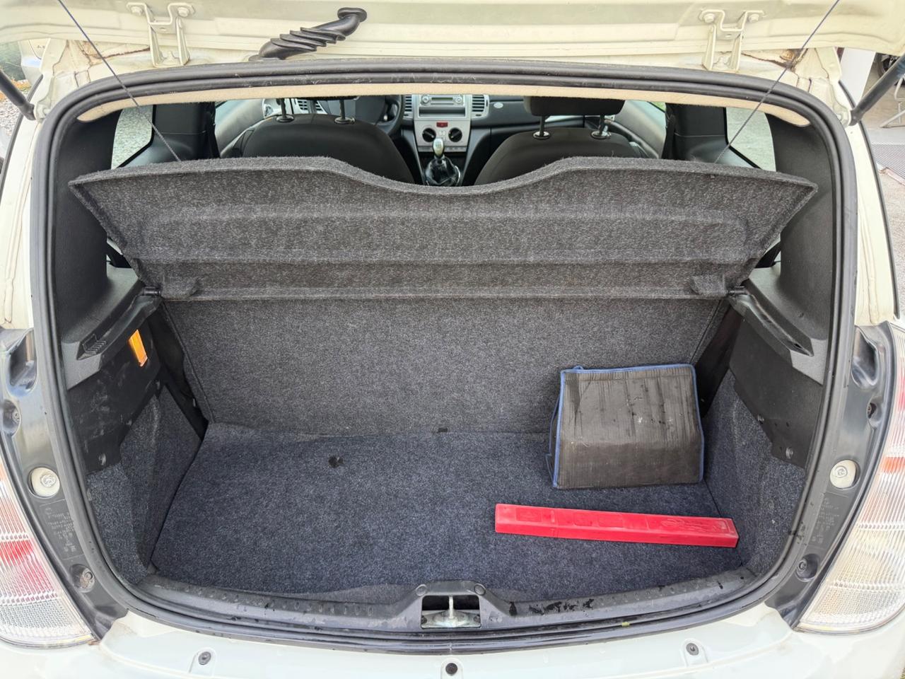 Lancia Ypsilon 1.4 GPL 2031- Neopatentati-Garanzia