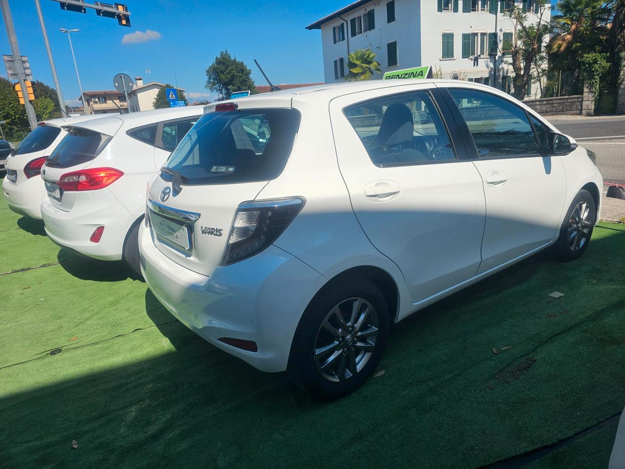 Toyota Yaris 1.0 5 porte Lounge