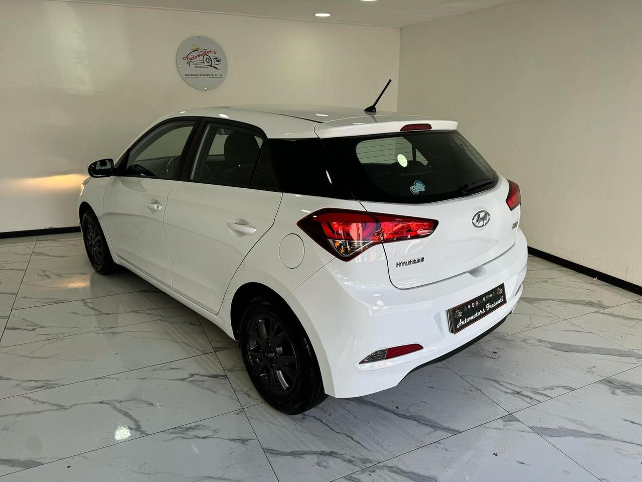 Hyundai i20 1.2 5 porte Blackline-GARANTITA-NEOPATENTATI