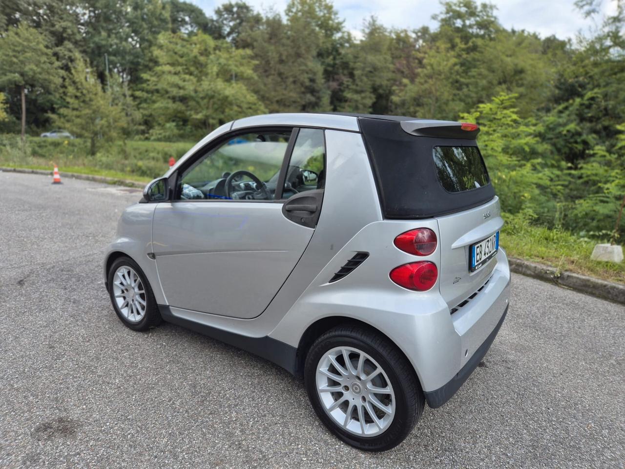 Smart ForTwo 1000 52 kW MHD cabrio passion