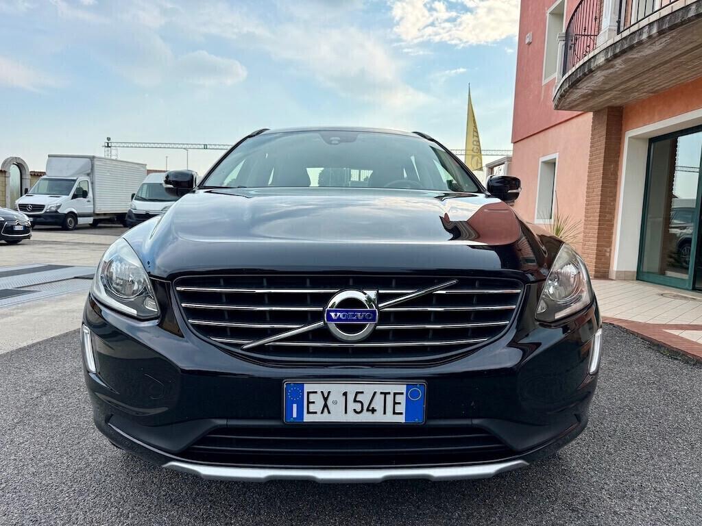 Volvo XC 60 D4 AWD Geartronic Momentum
