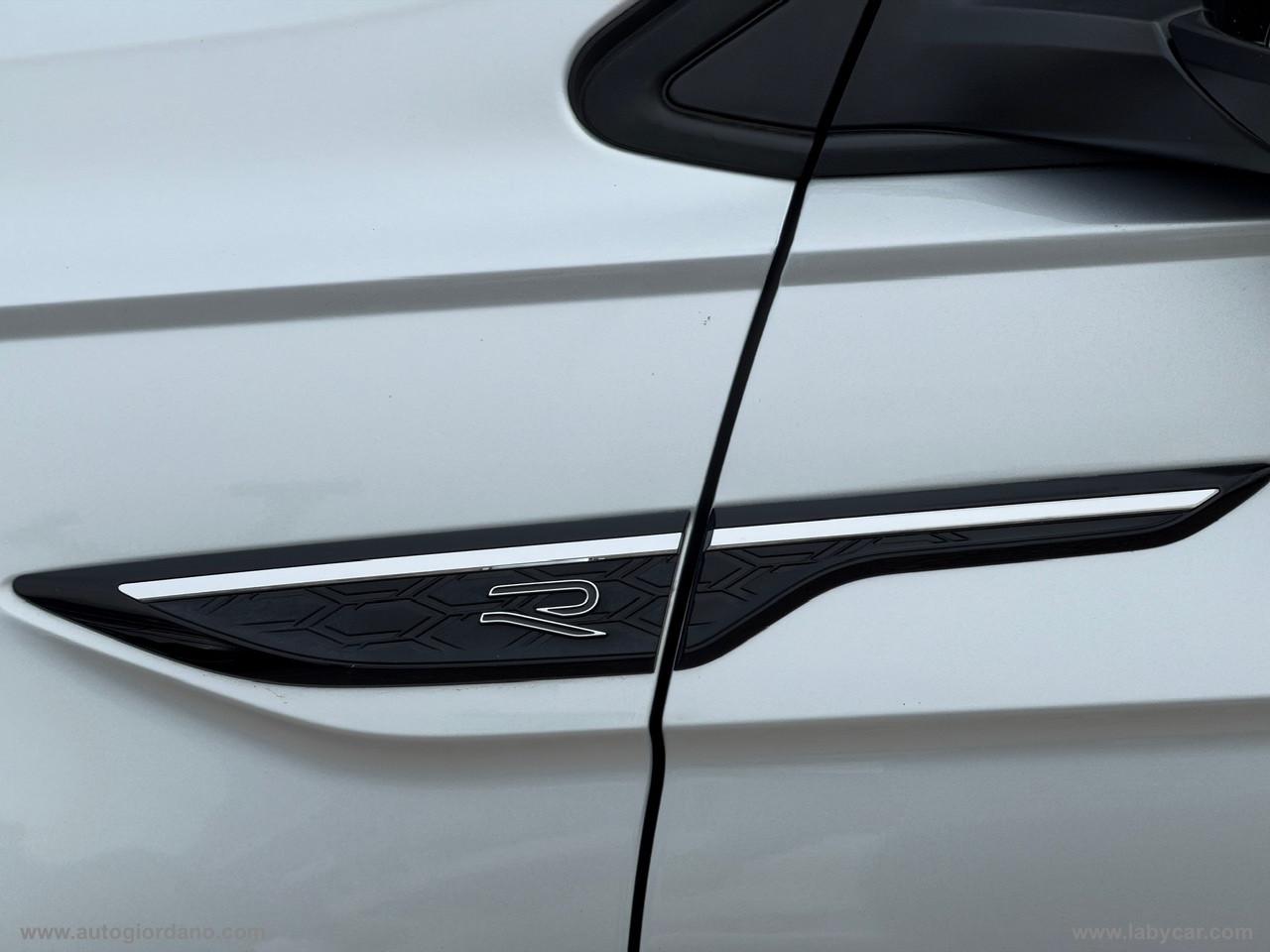 VOLKSWAGEN Taigo 1.0 TSI 110 CV R-Line