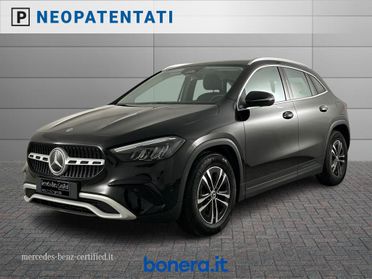 Mercedes GLA 180 180 D Advanced 8G-DCT