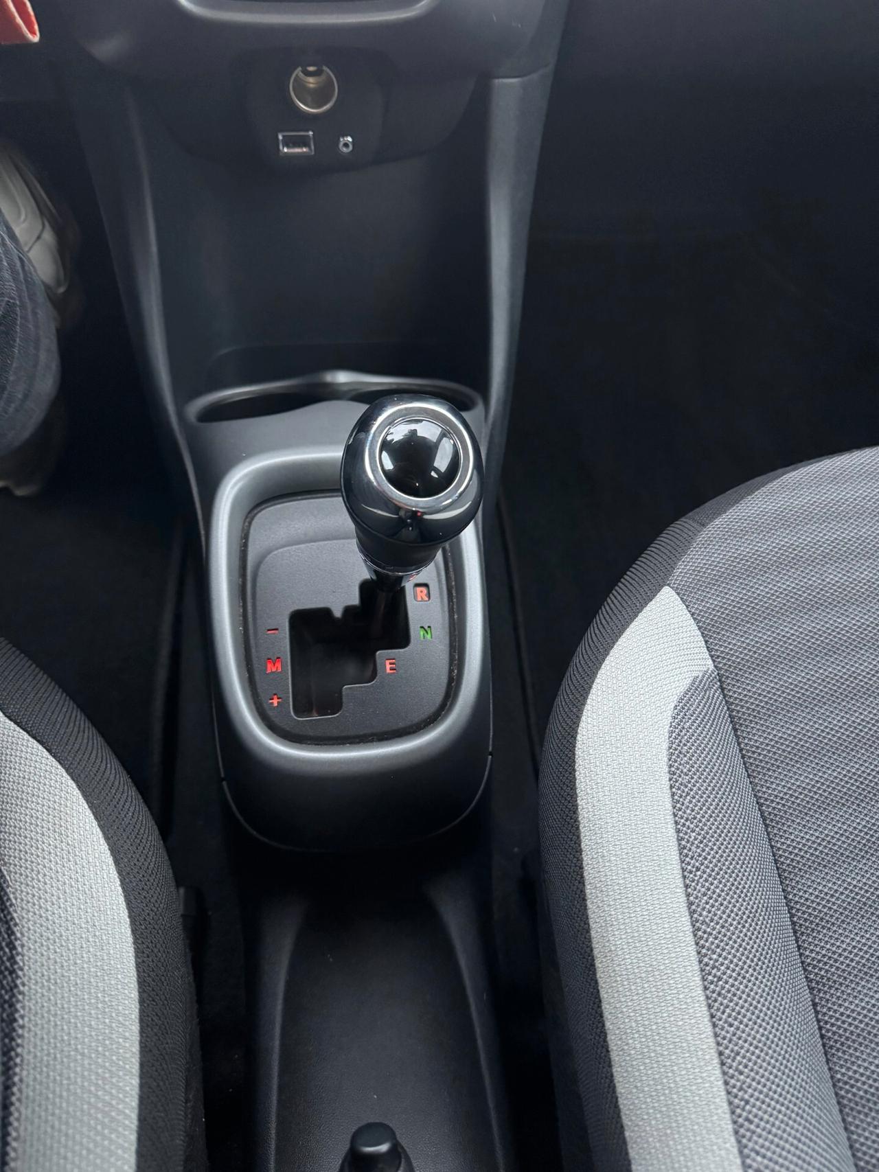 Toyota Aygo 1.0 VVT-i 69 CV CON 14000 KM