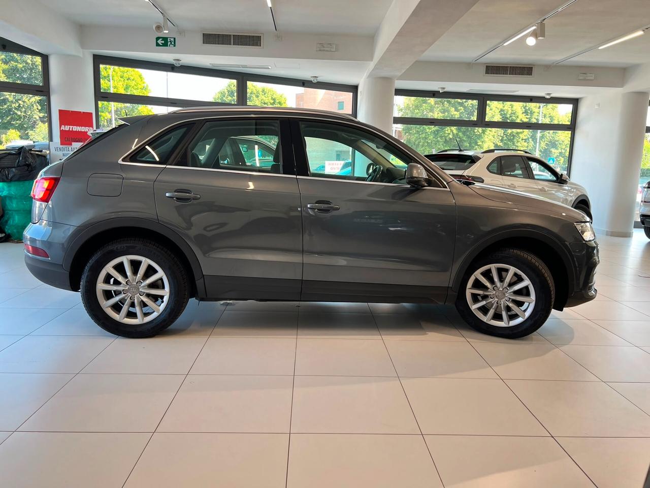 Audi Q3 2.0 TDI 150 CV Business