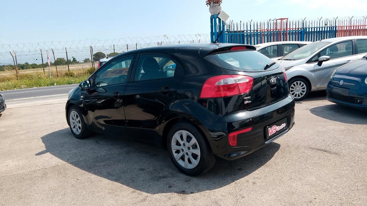 Kia Rio 1.2 benzina gpl