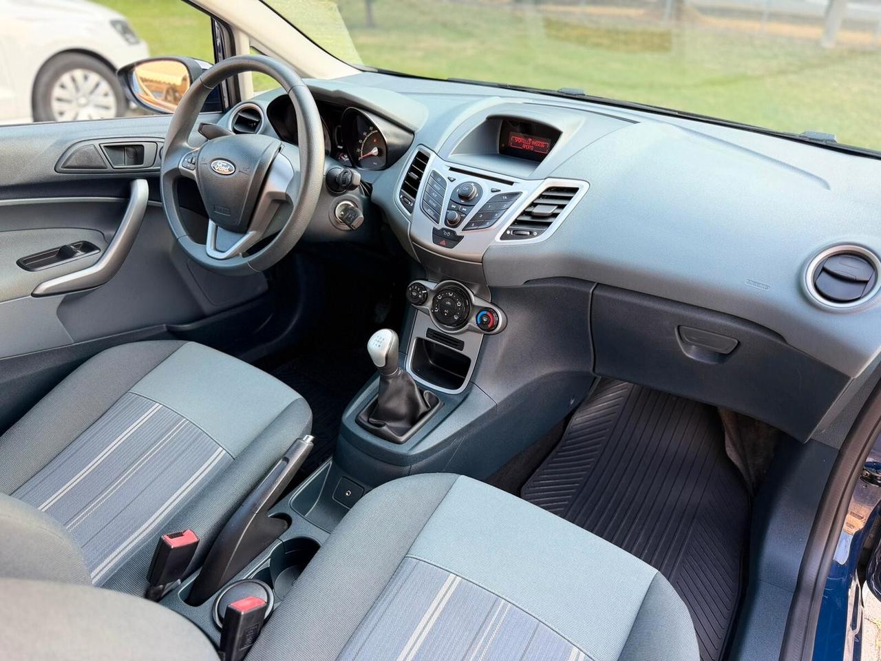 Ford Fiesta 1.2 82CV 3 porte Titanium
