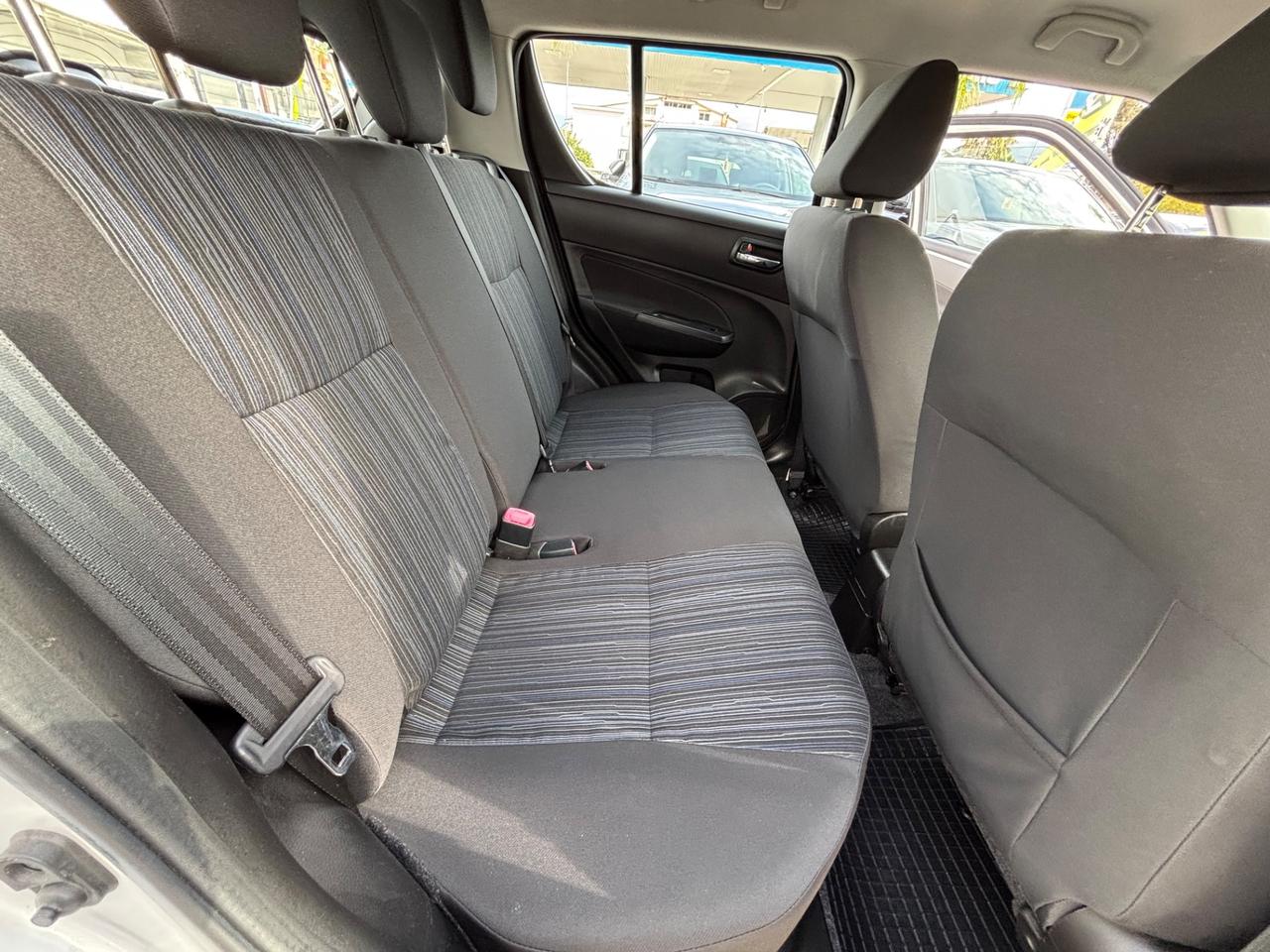 SUZUKI SWIFT 1.3 DDIS B-TOP BI COLOR PERFETTA