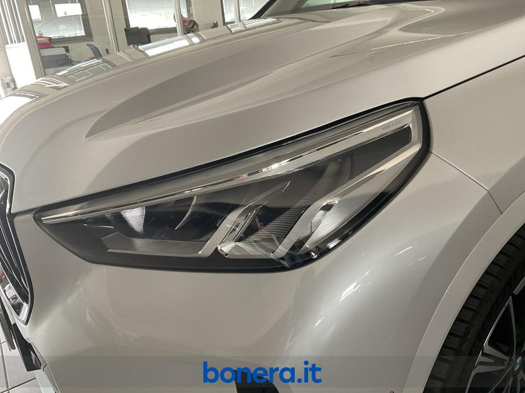 BMW X1 20 i Mild Hybrid 48V sDrive DCT