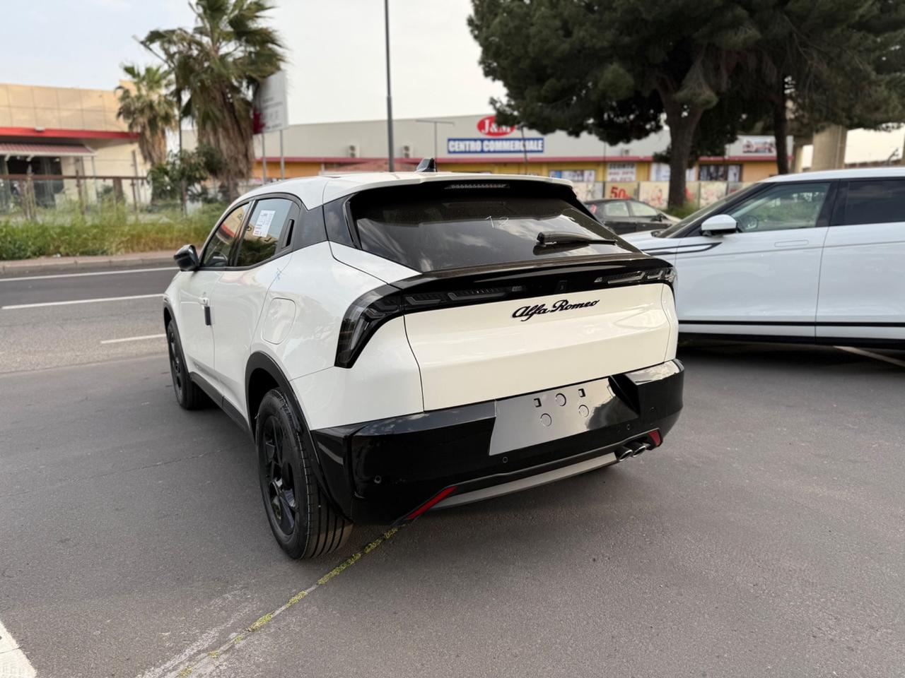 Alfa Romeo Junior 1.2 145 CV Hybrid eDCT6 Speciale KM 0