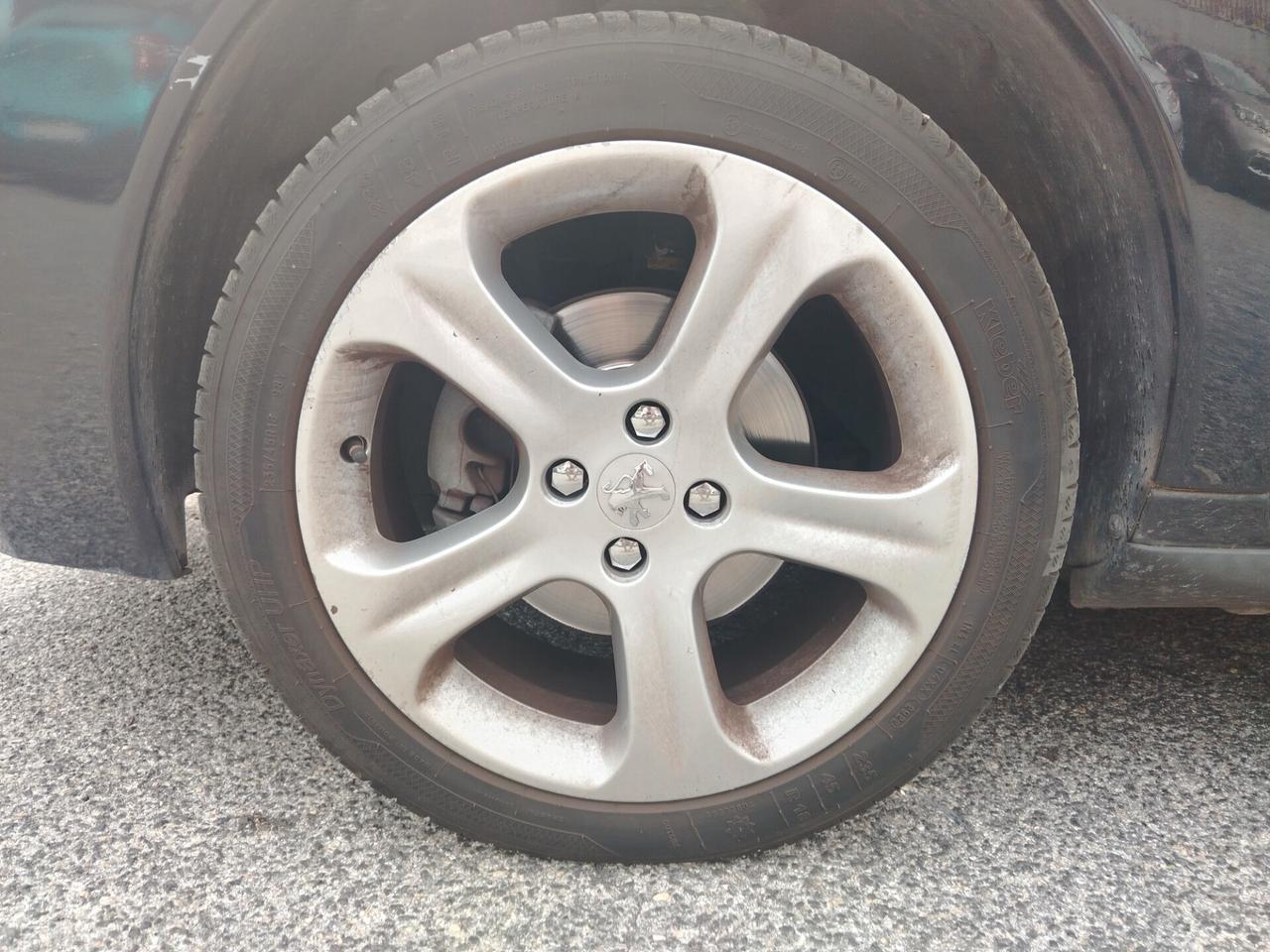Peugeot 3008 2.0 HDi 150CV Business