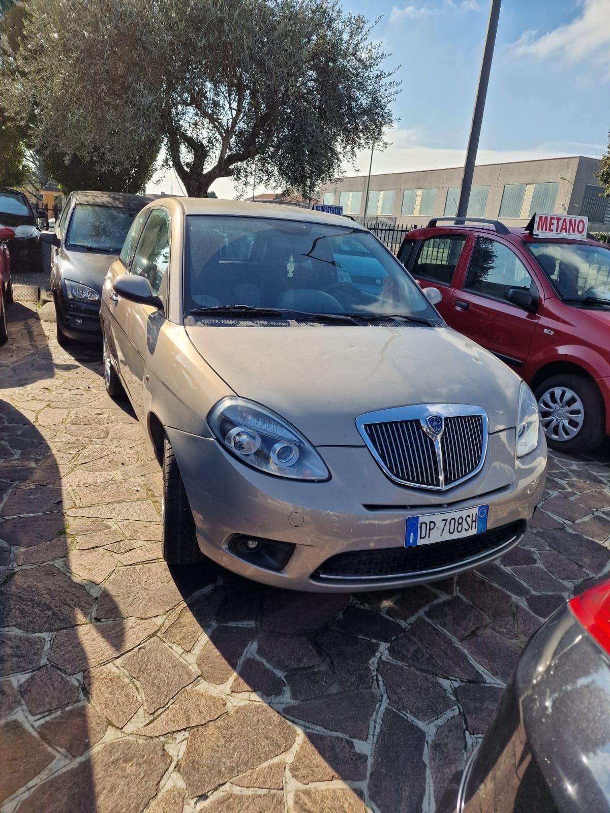 Lancia Ypsilon CLIMA NEOPATENTATI