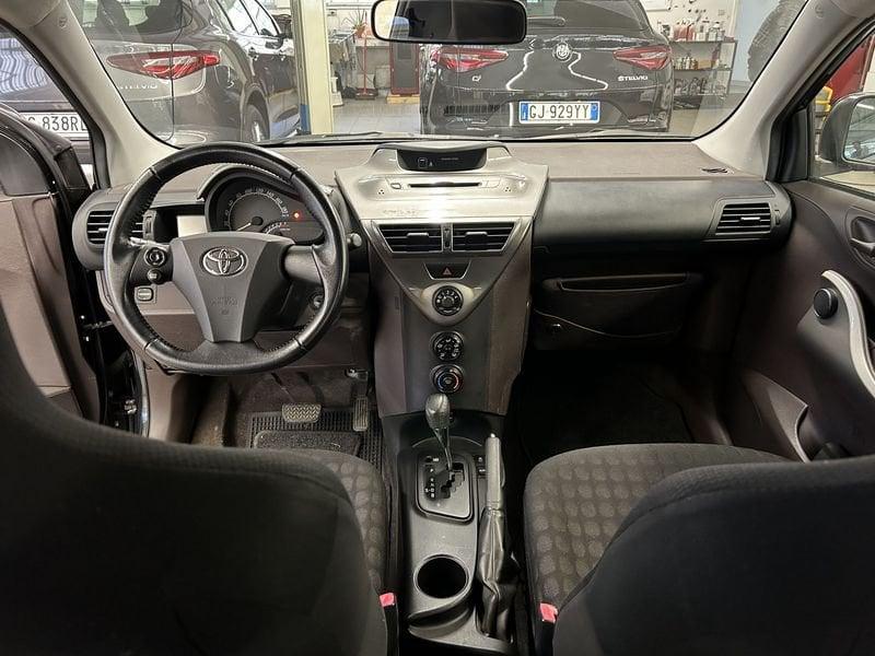 Toyota iQ iQ 1.0 Multidrive