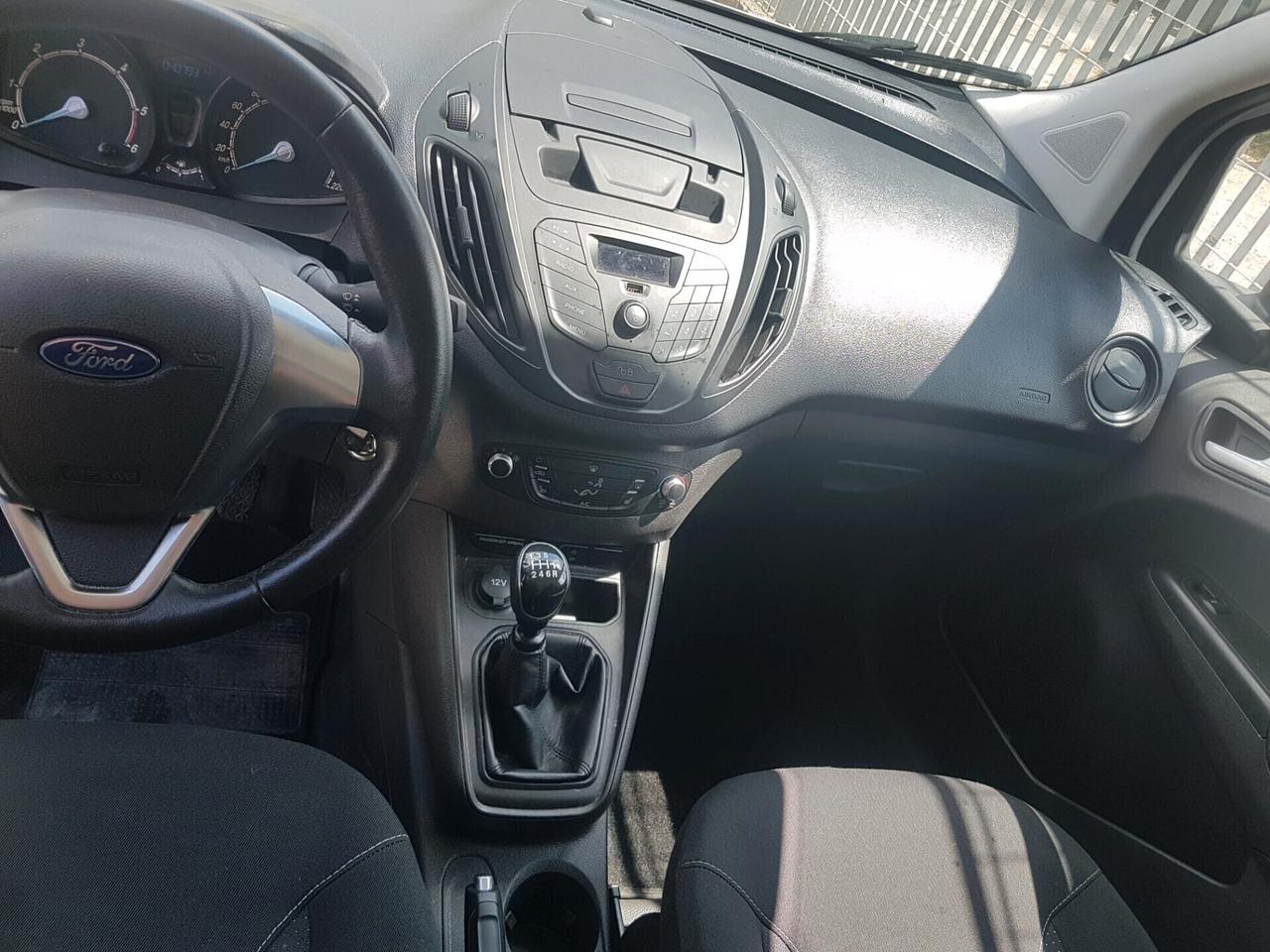 Ford Transit Courier 1.5 TDCi